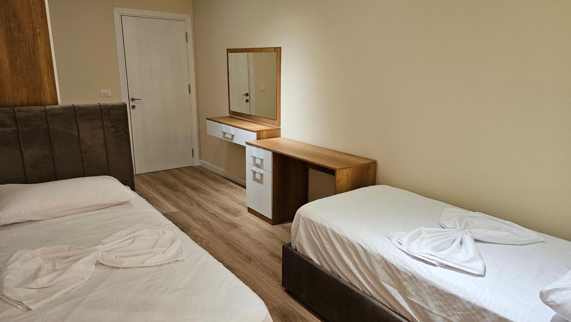 Tirana Airport Apartment 외부 사진